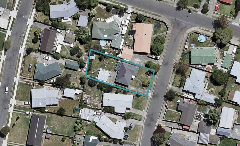 3 Foster Terrace, Onekawa, Napier - Carousel 1