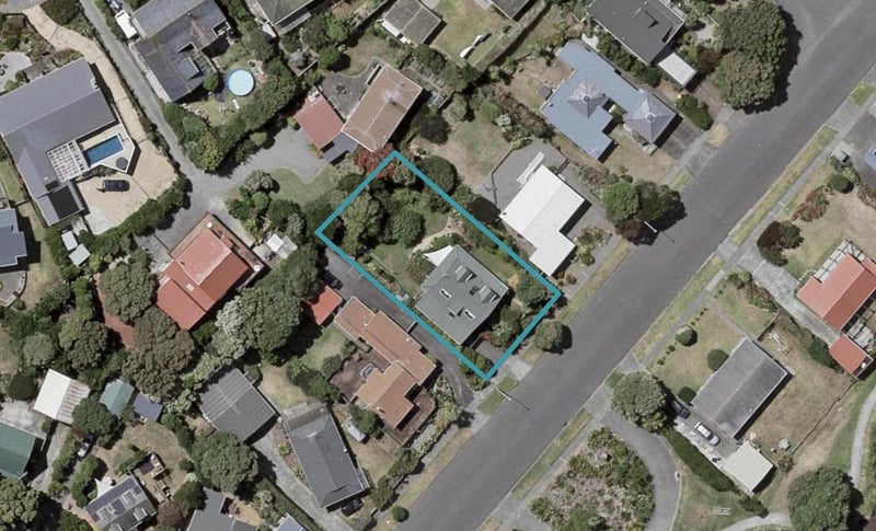 177 Tutere Street, Waikanae Beach, Waikanae - Carousel 1