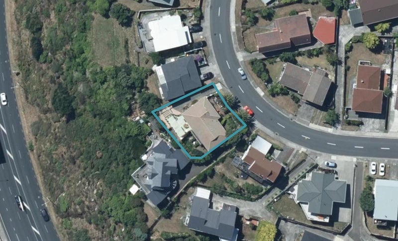 111 Pope Street, Camborne, Porirua - Carousel 1