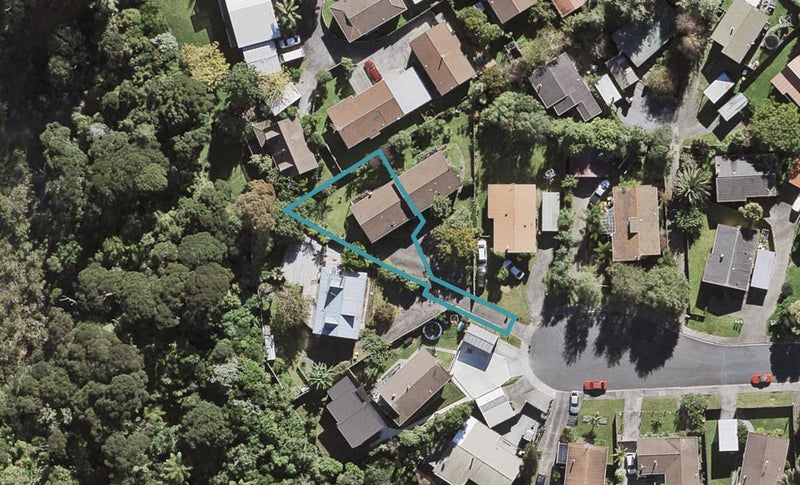 1/17 Thistledew Place, Bayview, Auckland - Carousel 1