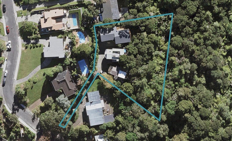 1/22 Arcadia Crescent, Bayview, Auckland - Carousel 1
