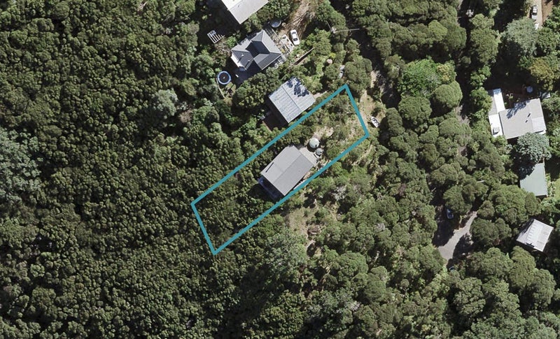 54 Okoka Road, Ōmiha, Waiheke Island - Carousel 1