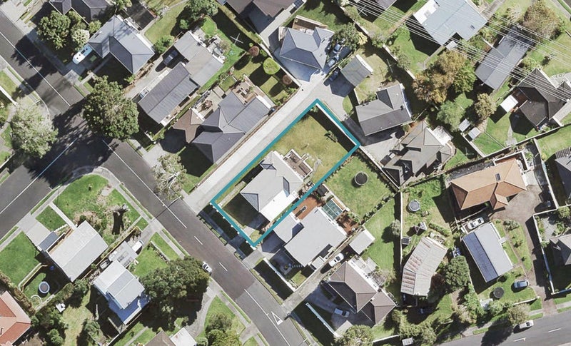 173 Halsey Drive, Lynfield, Auckland - Carousel 1