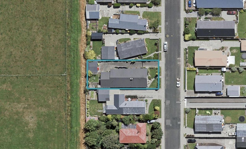 128 Cunningham Crescent, Grasmere, Invercargill - Carousel 1