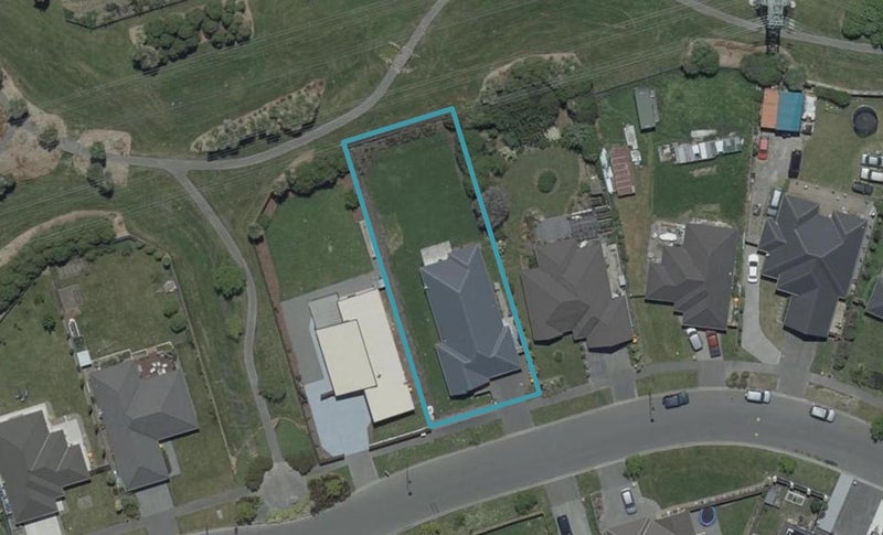 17 Little Oaks Drive, Yaldhurst, Christchurch - Carousel 1
