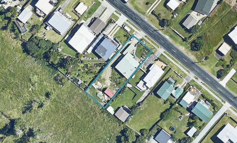 388 Pukehina Parade, Pukehina, Te Puke - Carousel 1