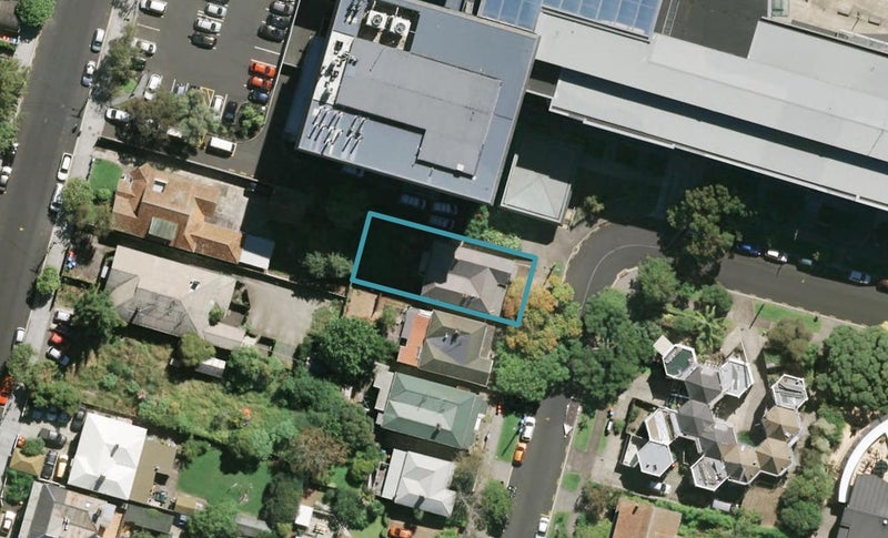 9 Glasgow Terrace, Grafton, Auckland - Carousel 1