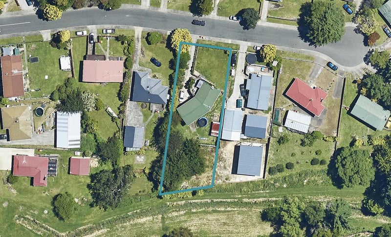 7 Michael Place, Mangakakahi, Rotorua - Carousel 1