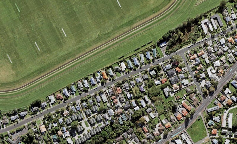 2/59 Wingate Street, Avondale, Auckland - Carousel 1