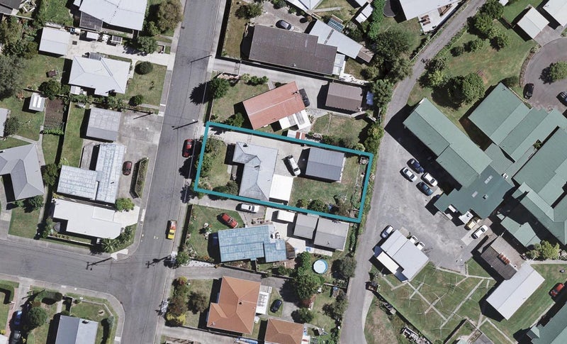 14 Holyrood Street, Taradale, Napier - Carousel 1