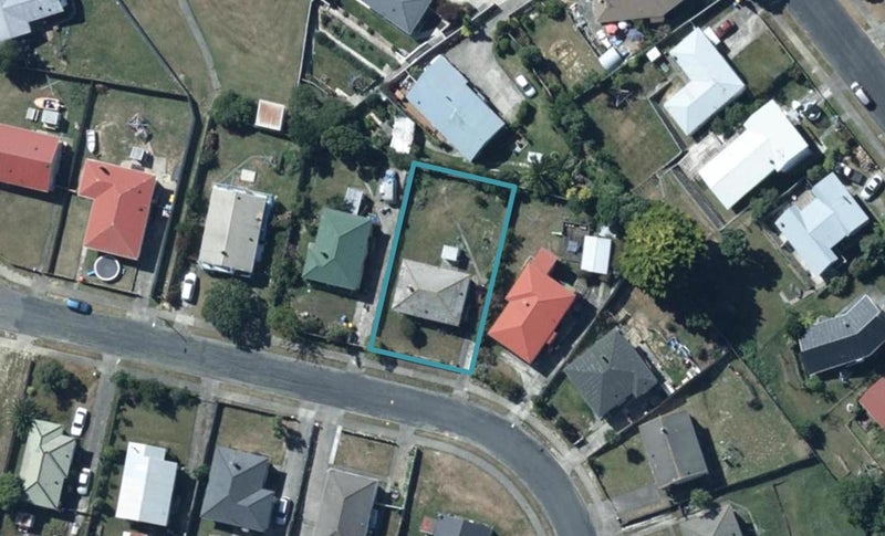16 Caduceus Place, Ascot Park, Porirua - Carousel 1