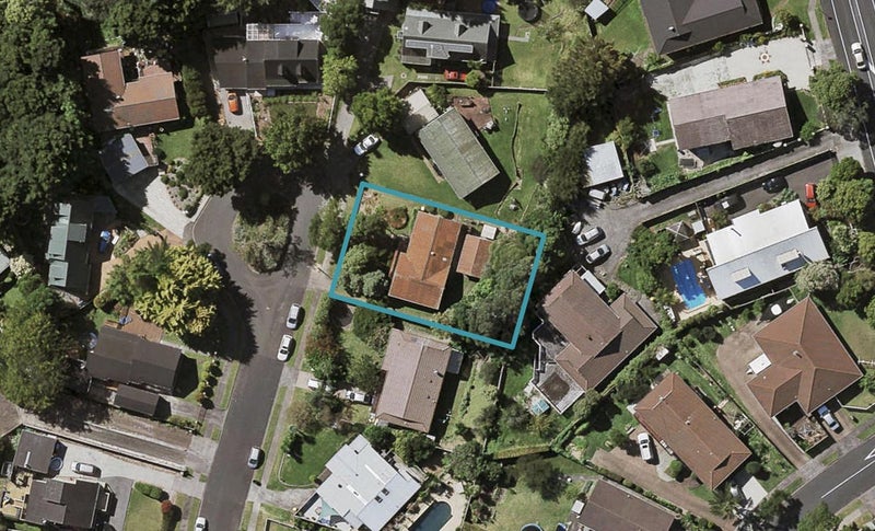 17 Kingsclere Place, Goodwood Heights, Auckland - Carousel 1