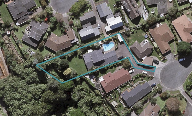 8A Hunter Place, Merrilands, New Plymouth - Carousel 1