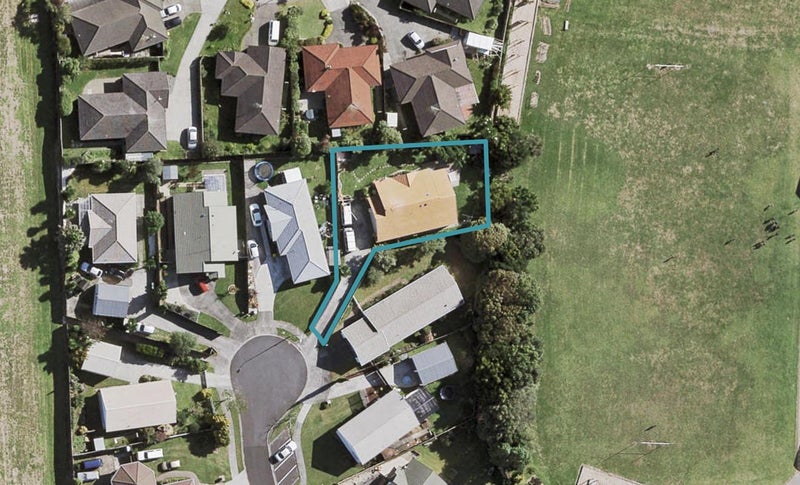 25 Randwick Place, Randwick Park, Auckland - Carousel 1