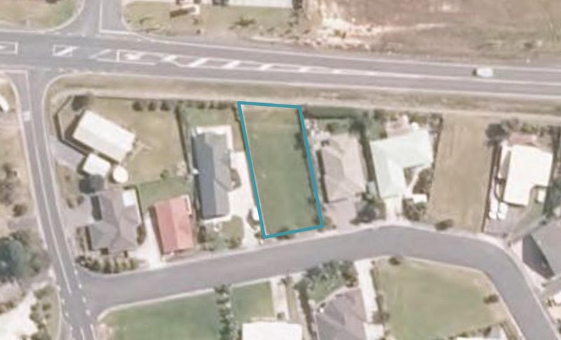 4 Pohutukawa Drive, Cable Bay, Cable Bay - Carousel 1