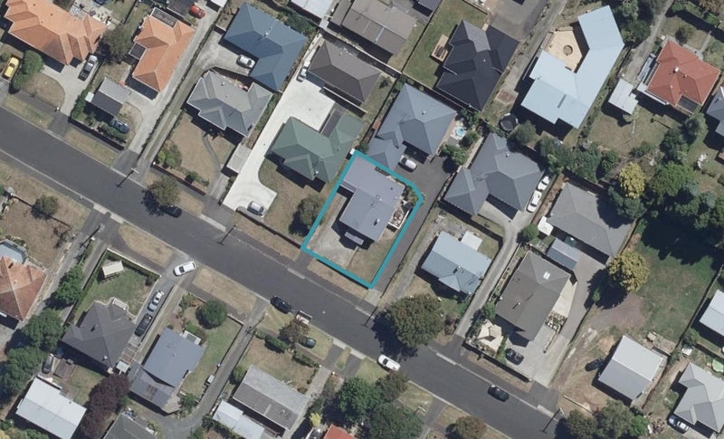 26 Hinau Street, Maeroa, Hamilton - Carousel 1