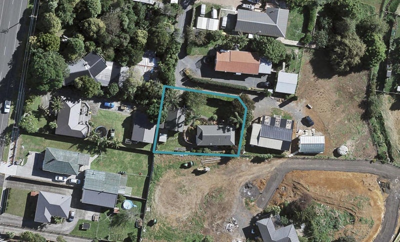2 Henry Lane, Patumahoe, Pukekohe - Carousel 1