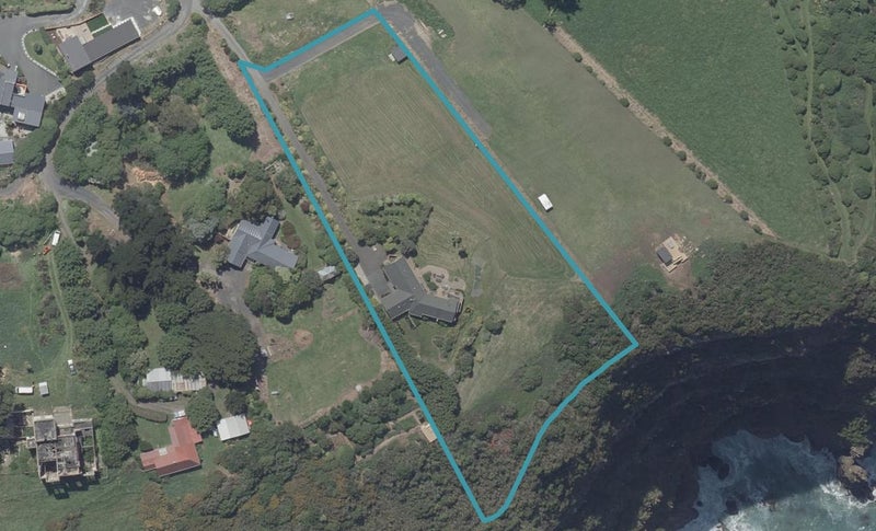 111E Cliffs Road, Saint Clair, Dunedin - Carousel 1