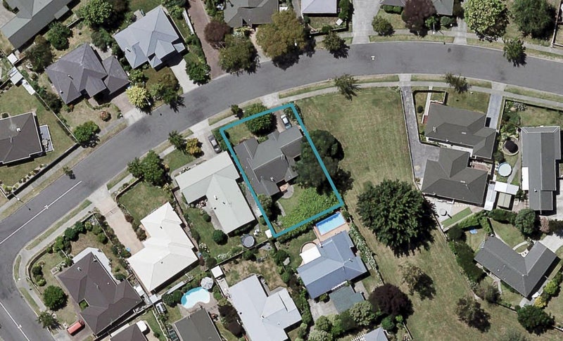 55 Whiting Crescent, Greenmeadows, Napier - Carousel 1