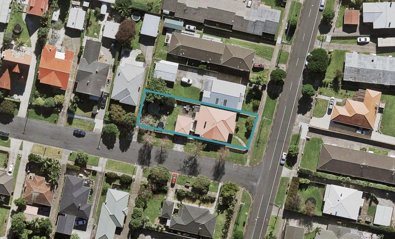 94 Symonds Street, Royal Oak, Auckland - Carousel 1