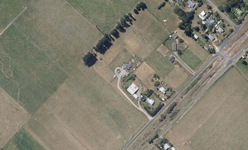2 Miro Street, Tokomaru, Palmerston North - Carousel 1