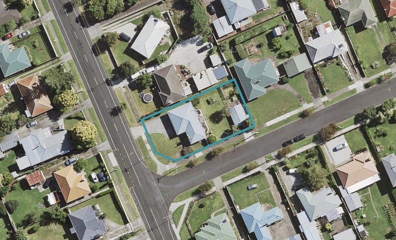 24 Rogers Road, Manurewa, Auckland - Carousel 1