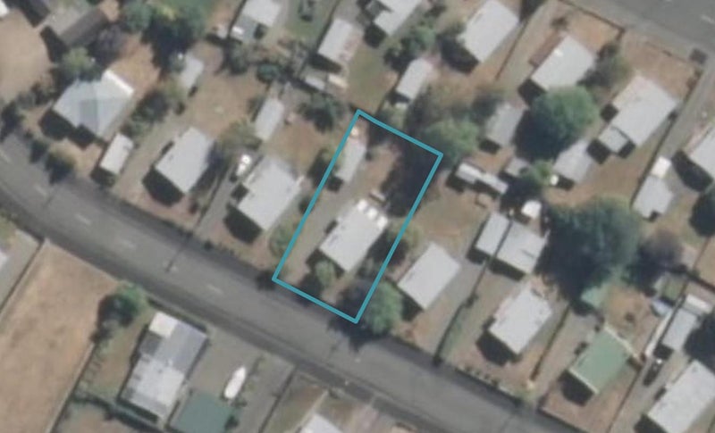 14 Cass Crescent, Twizel - Carousel 1