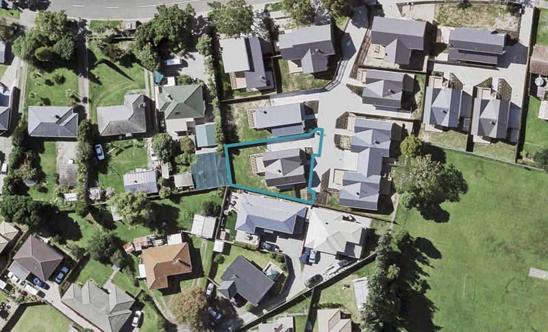 20D Merfield Street, Glen Innes, Auckland - Carousel 1