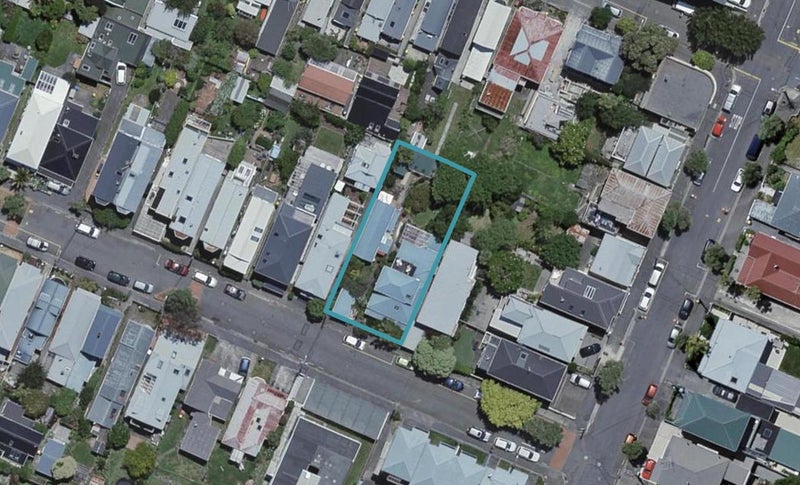43 Queen Street, Mount Victoria, Wellington - Carousel 1