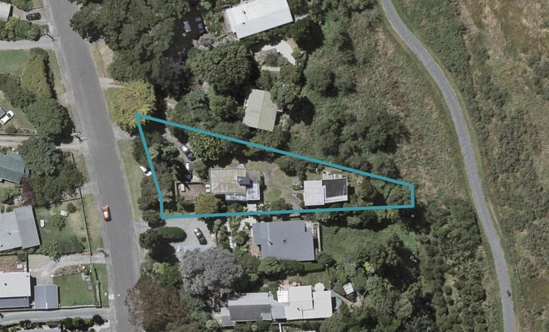75 Tennis Court Road, Raumati South, Paraparaumu - Carousel 1