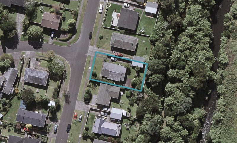 13 Hartland Place, Welbourn, New Plymouth - Carousel 1