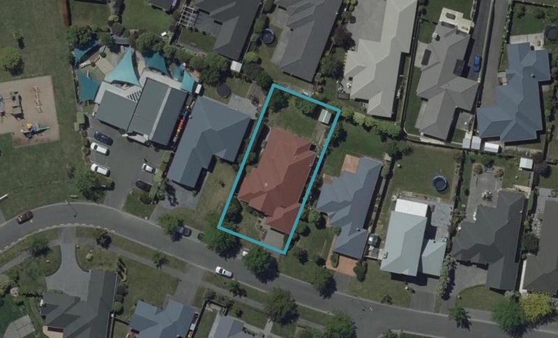 46 Kinsella Crescent, Aidanfield, Christchurch - Carousel 1