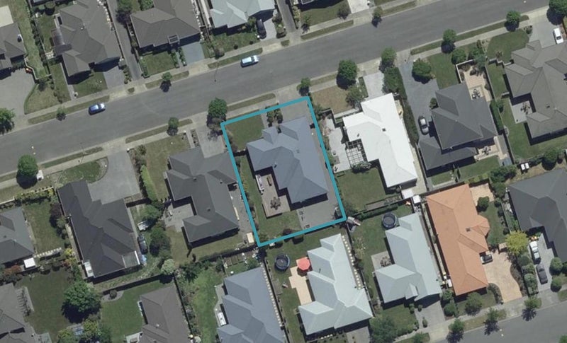 33 Mistral Road, Northwood, Christchurch - Carousel 1