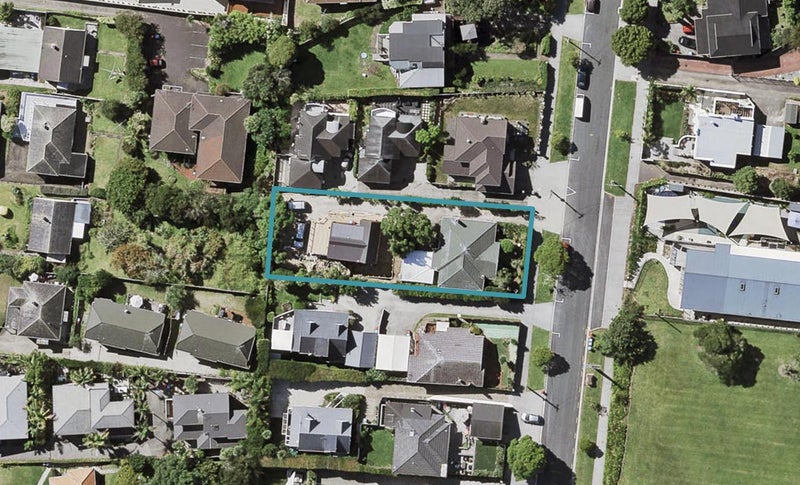85B Atkin Avenue, Mission Bay, Auckland - Carousel 1