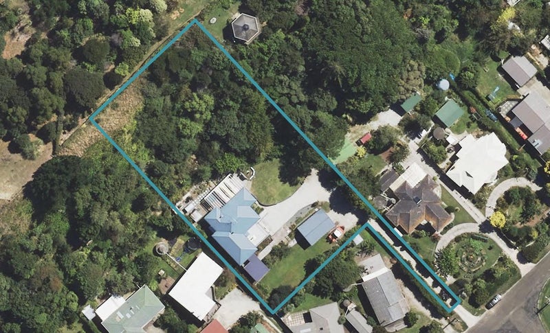 28 Douglas Street, Okitu, Gisborne - Carousel 1