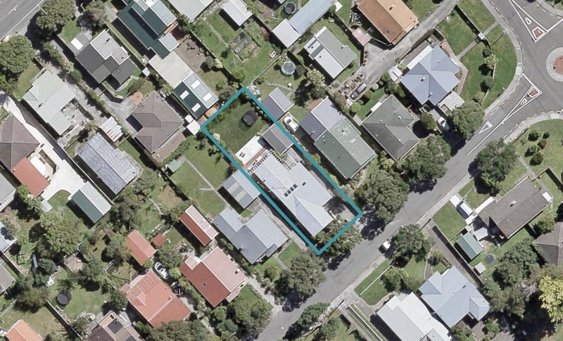 33 Trafalgar Street, Waiwhetu, Lower Hutt - Carousel 1