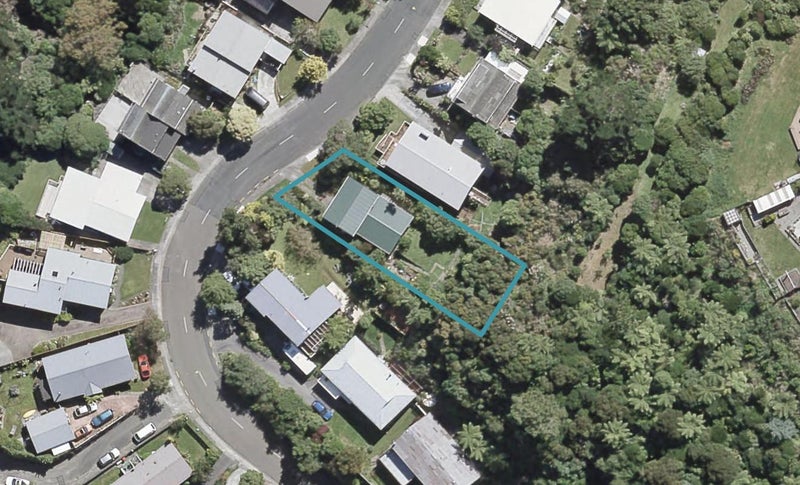 14 Kingsley Street, Stokes Valley, Lower Hutt - Carousel 1