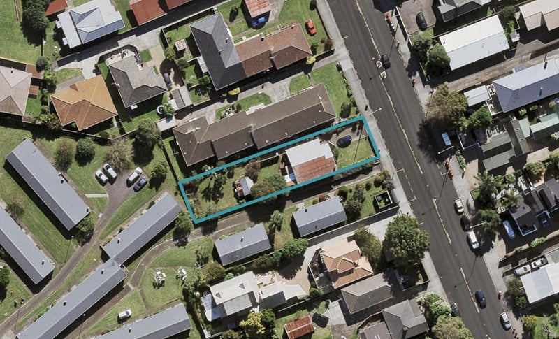 851 Manukau Road, Royal Oak, Auckland - Carousel 1