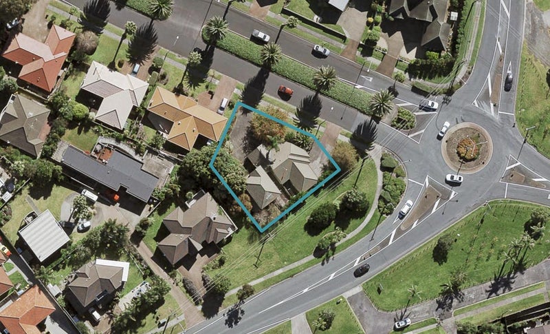 103 Caribbean Drive, Unsworth Heights, Auckland - Carousel 1