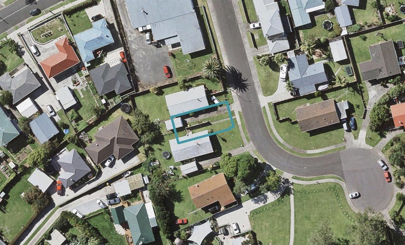 3B Tiaka Place, Pakuranga, Auckland - Carousel 1