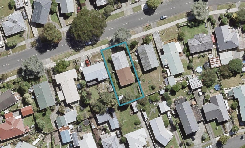 2/40 California Drive, Totara Park, Upper Hutt - Carousel 1