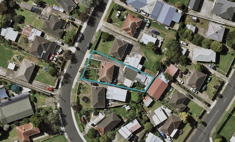 20 Crown Crescent, Otara, Auckland - Carousel 1