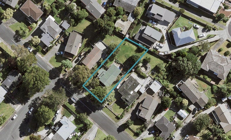 23 Longreach Drive, Sunnyvale, Auckland - Carousel 1
