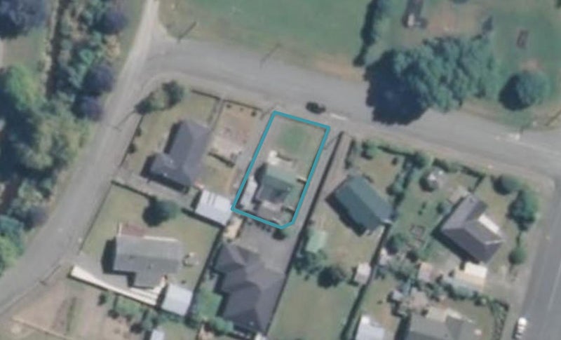 4 Fox Street, Temuka - Carousel 1