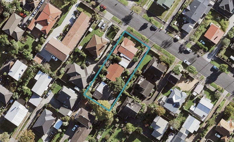 14C Alverston Street, Waterview, Auckland - Carousel 1