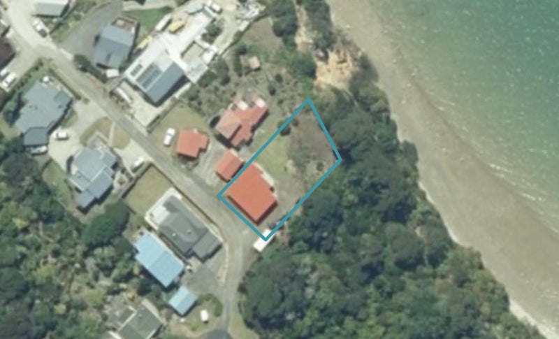 42A Lily Street, Raglan - Carousel 1