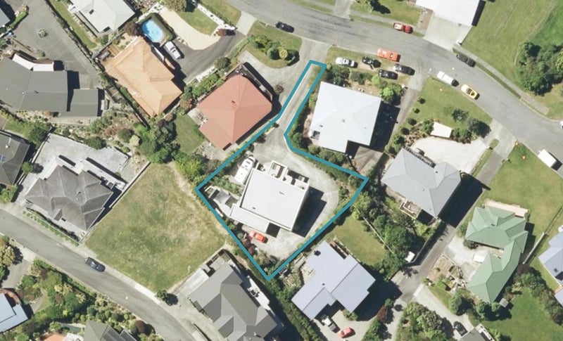 9 Rimu Terrace, Waikawa, Picton - Carousel 1