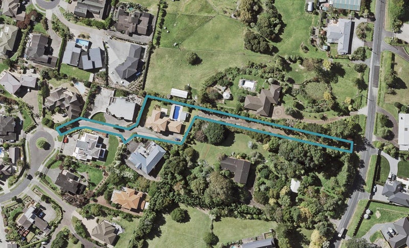 298 Point View Drive, Dannemora, Auckland - Carousel 1