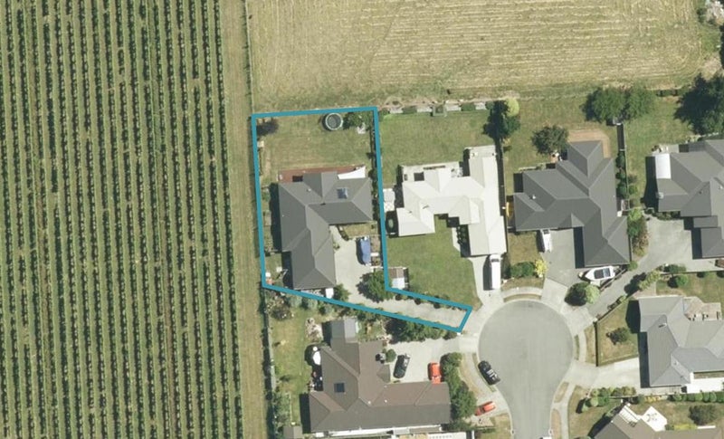 24 Clearwater Place, Mayfield, Blenheim - Carousel 1