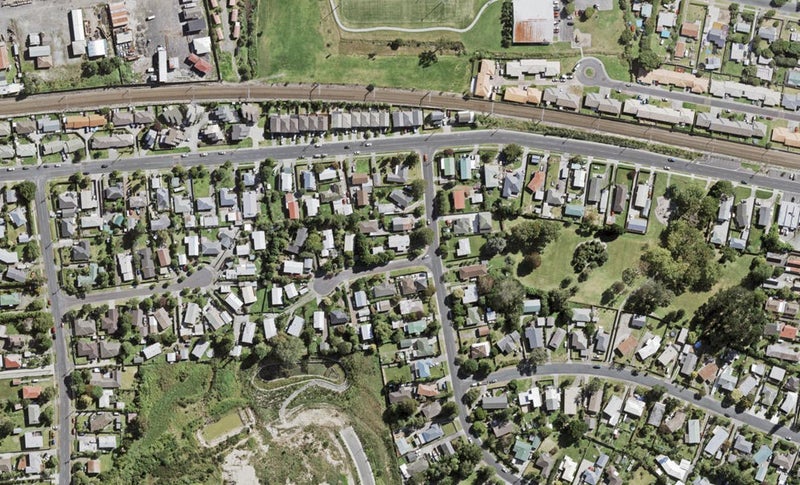 4/1 Kahikatea Place, Ranui, Auckland - Carousel 1